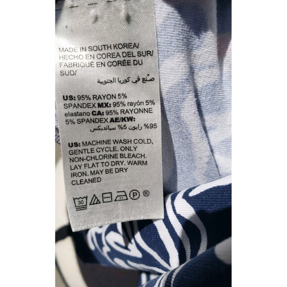 Chico’s Swirl Print 3/4 Sleeve Top Size 0 (Small) Navy Teal Pullover EUC SOFT - Picture 7 of 10